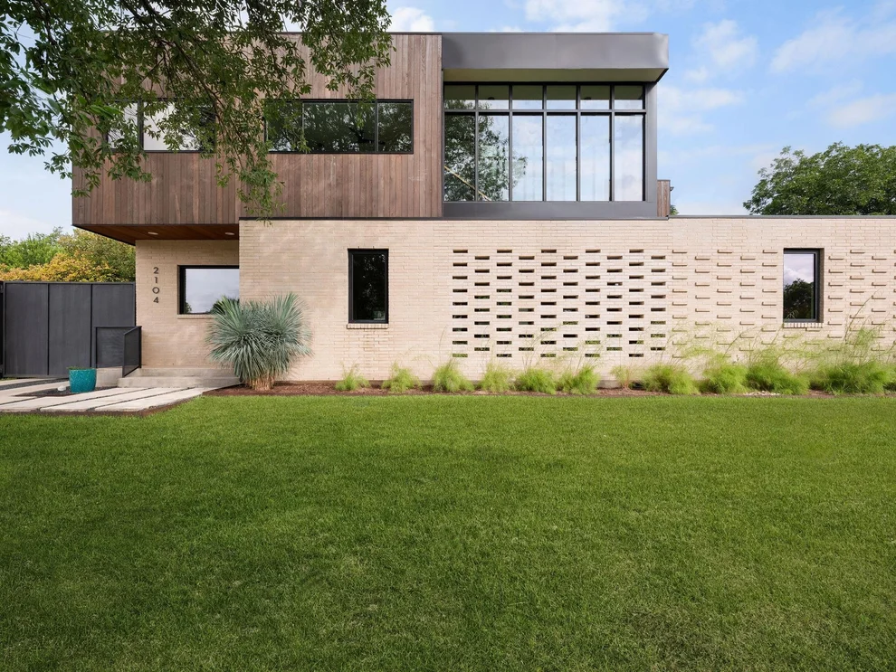 Unit for sale at 2104 Ann Arbor Ave, Austin, TX 78704