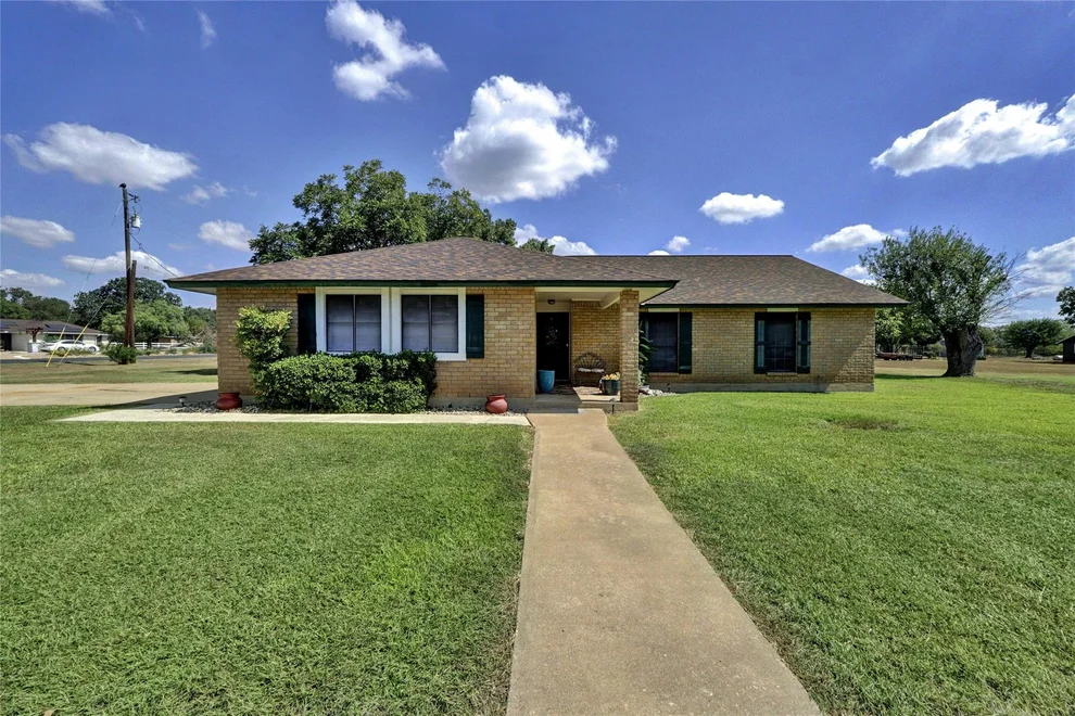 Unit for sale at 1305 Brushy Bend DR, Round Rock, TX 78681