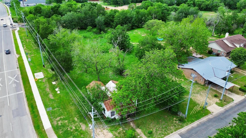 Unit for sale at 502 Martin Luther King Jr DR, Bastrop, TX 78602