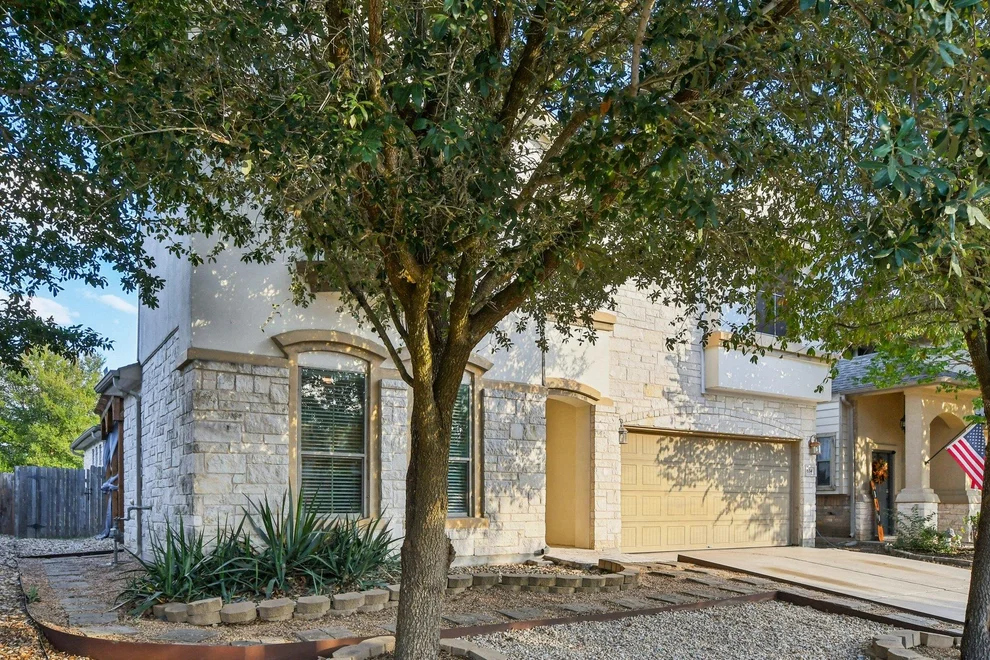 Unit for sale at 634 Irvin DR, San Marcos, TX 78666