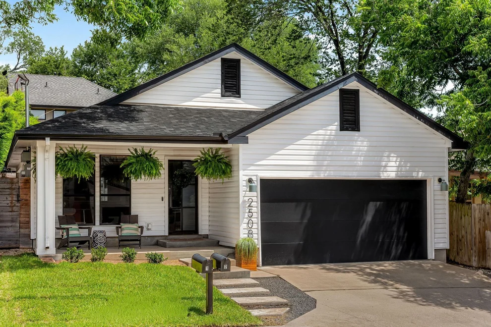 Unit for sale at 2508 E 9th ST, Austin, TX 78702