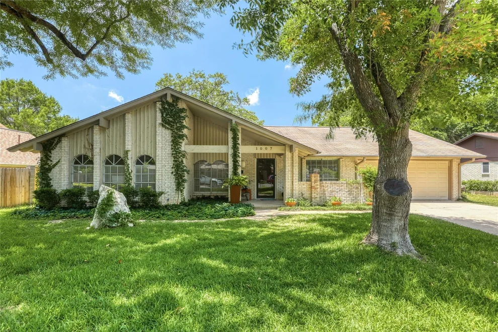 Unit for sale at 1007 Quail Park DR, Austin, TX 78758