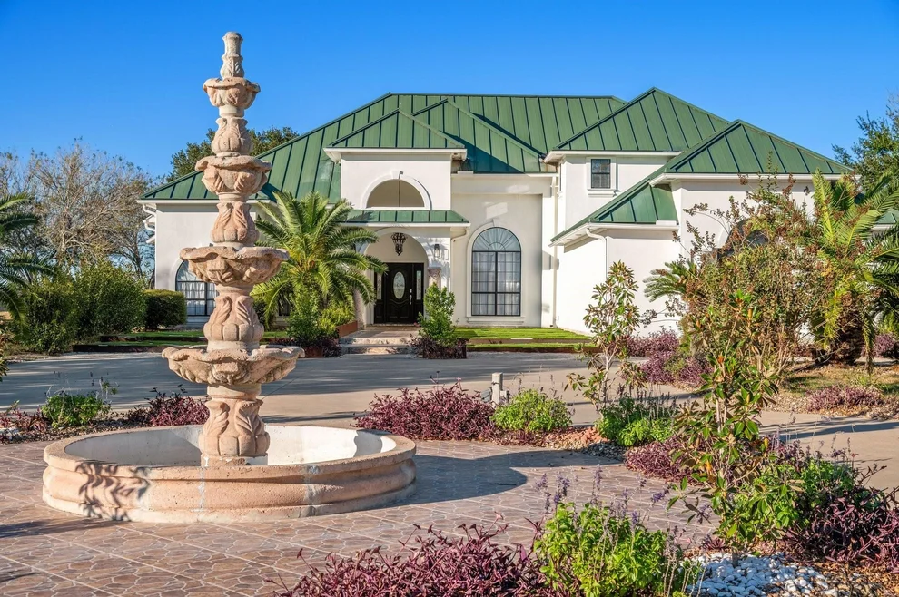 Unit for sale at 968 Tate RD, Victoria, TX 77904