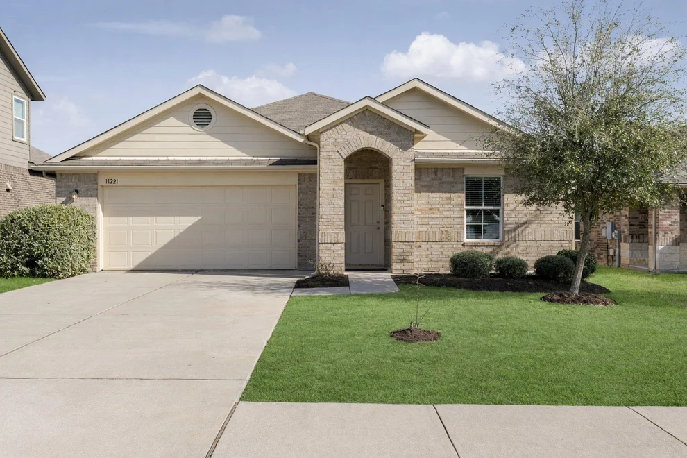 Unit for sale at 11221 Bachman DR, Austin, TX 78754