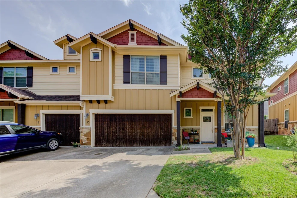 Unit for sale at 6708 Menchaca RD, Austin, TX 78745
