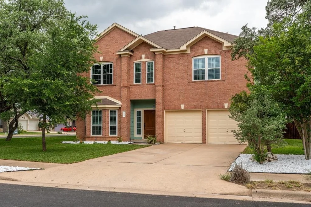 Unit for sale at 8610 Axis DR, Austin, TX 78749