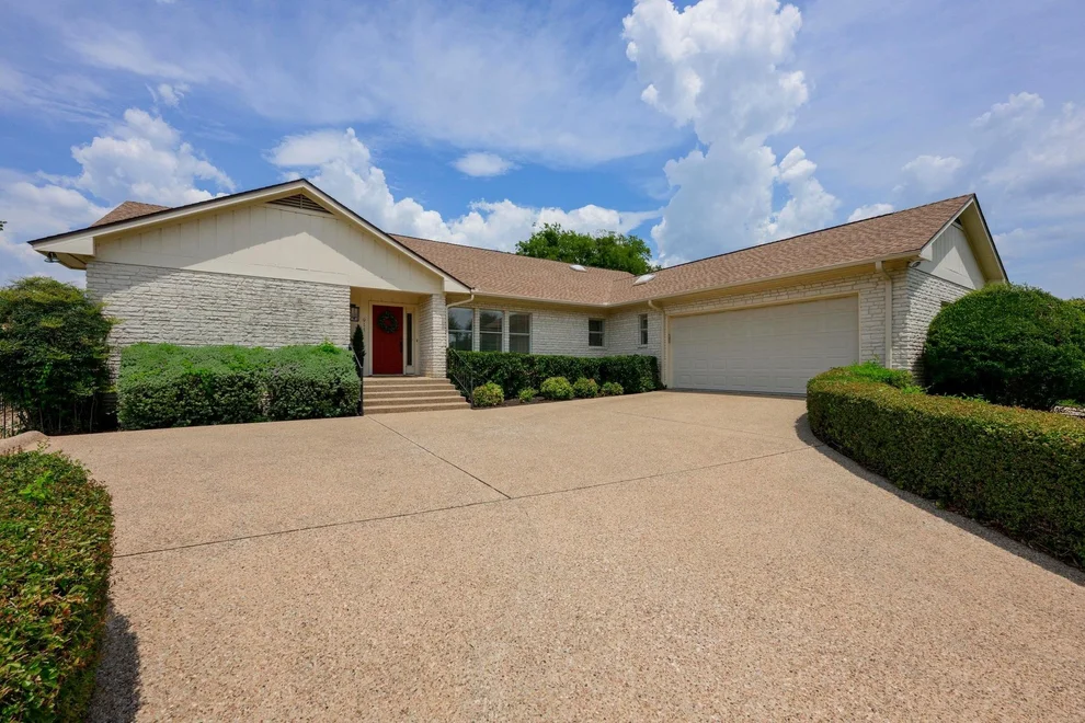Unit for sale at 911 Vanguard ST, Lakeway, TX 78734