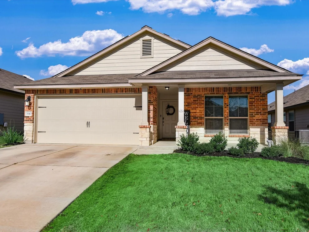 Unit for sale at 1640 T H Johnson DR, Taylor, TX 76574