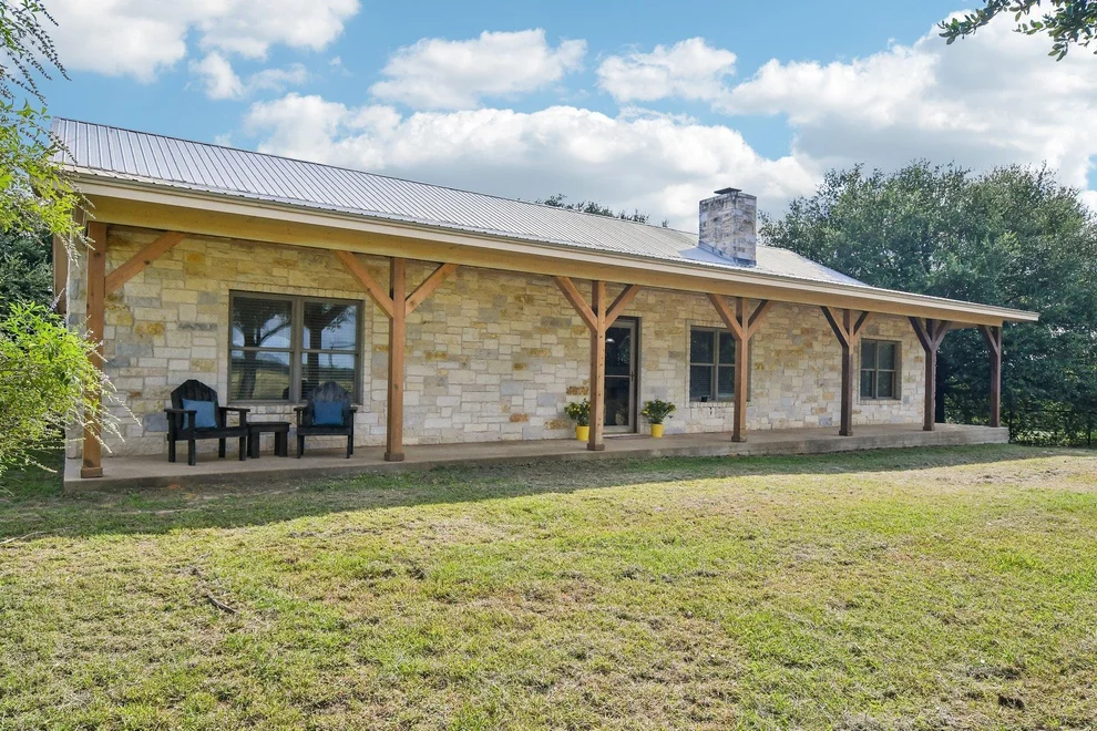 Unit for sale at 387 Goertz DR, Red Rock, TX 78662