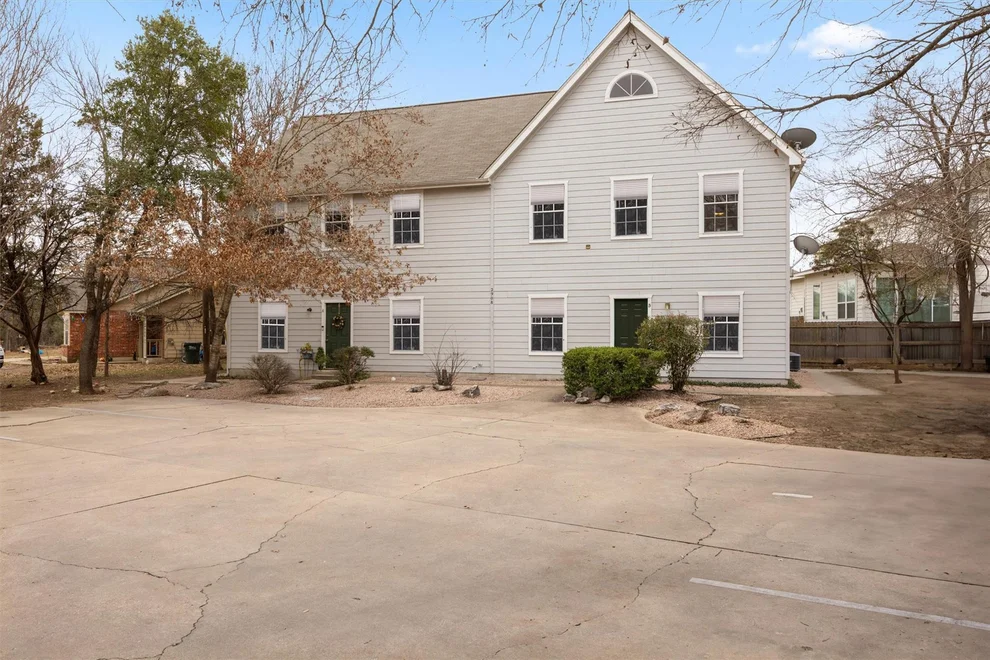 Unit for sale at 2908 Whisper Oaks LN, Georgetown, TX 78628