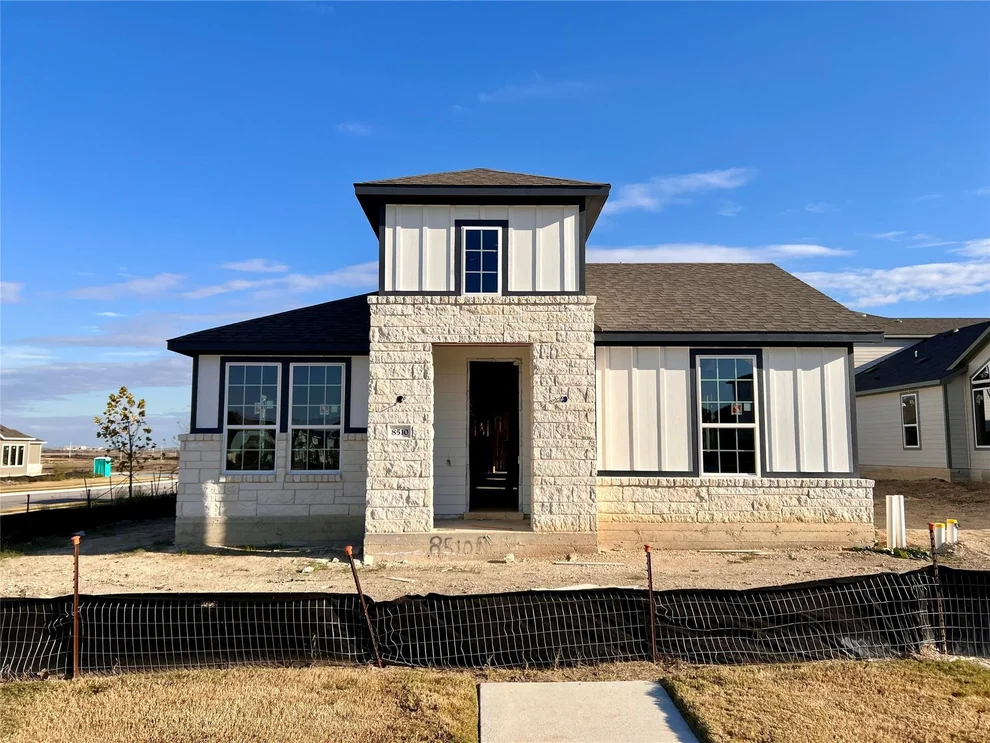 Unit for sale at 8510 Dongan DR, Austin, TX 78744