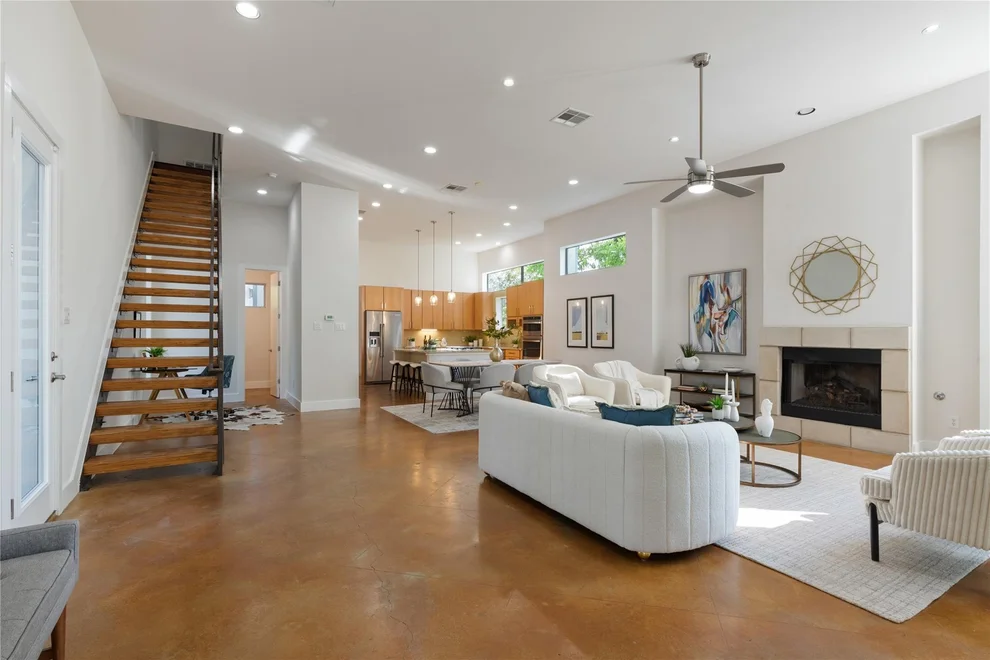 Unit for sale at 1105 W Mary ST, Austin, TX 78704