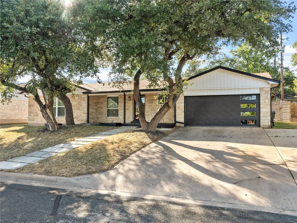 Unit for sale at 11400 Titian DR, Austin, TX 78758