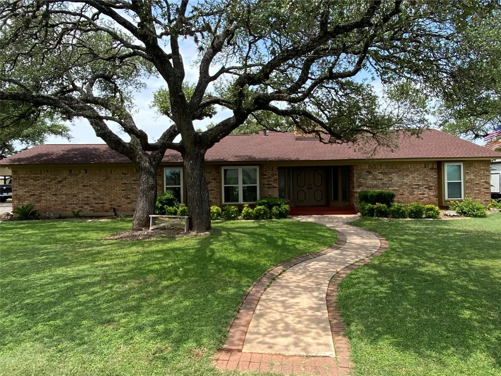 Unit for sale at 140 Oakridge RD, Georgetown, TX 78628
