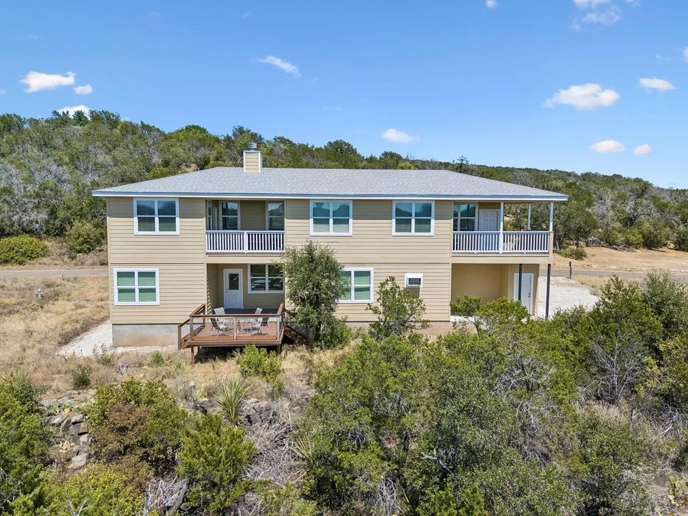 Unit for sale at 113 War Bonnet RDG, Kingsland, TX 78639