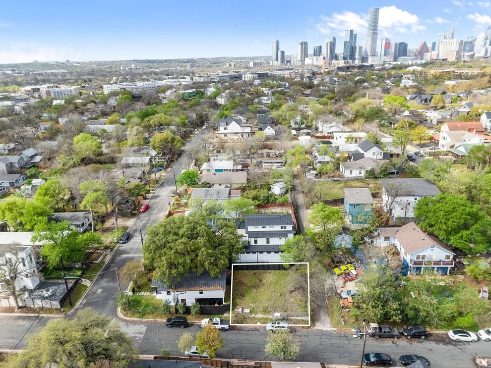 Unit for sale at 1004 Harvard ST, Austin, TX 78702