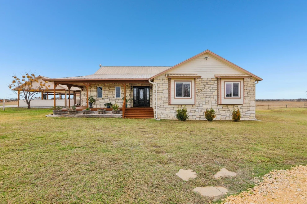 Unit for sale at 3331 County Road 100, Hutto, TX 78634