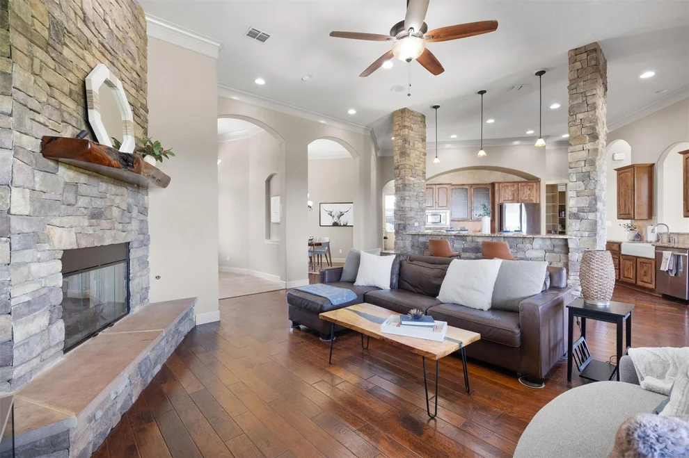 Unit for sale at 4408 Blacksmith CV, Spicewood, TX 78669