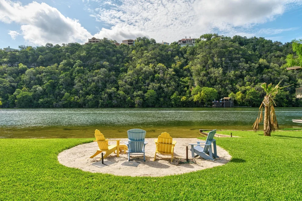 Unit for sale at 2205 Manana ST, Austin, TX 78730