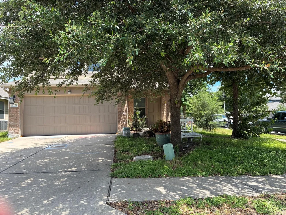 Unit for sale at 6901 Crestone RD, Austin, TX 78744