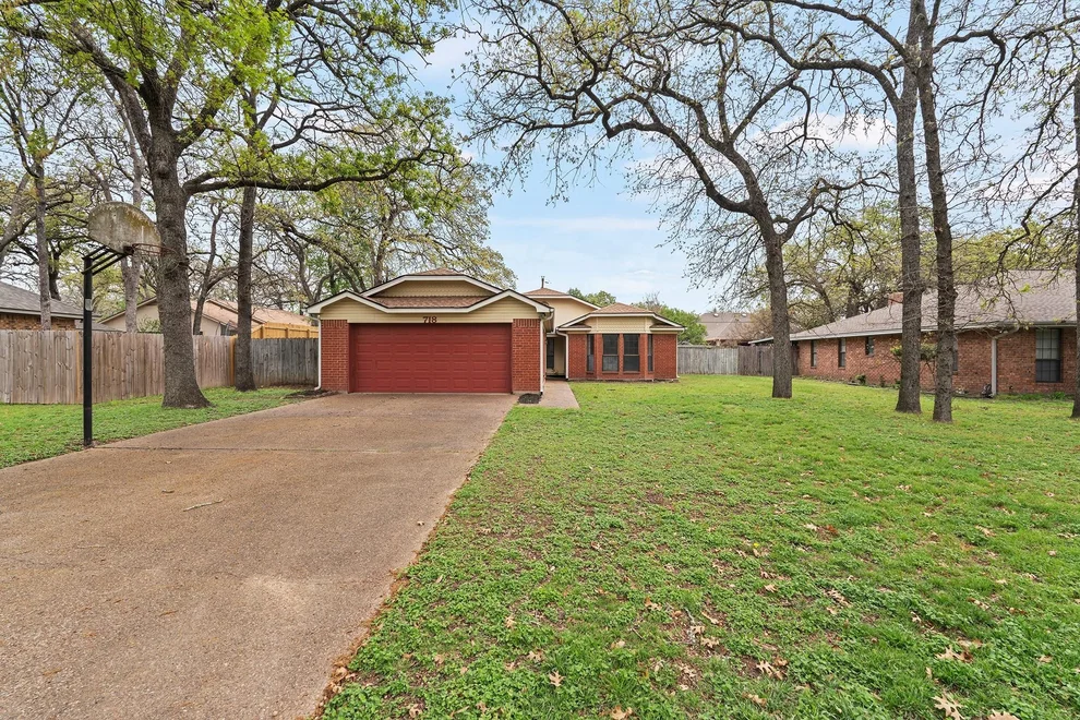 Unit for sale at 718 Brazos ST, Rockdale, TX 76567