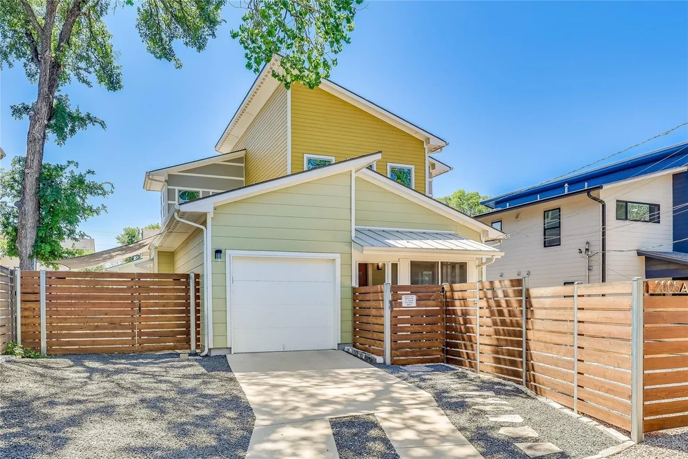 Unit for sale at 2005 S L Davis Ave, Austin, TX 78702
