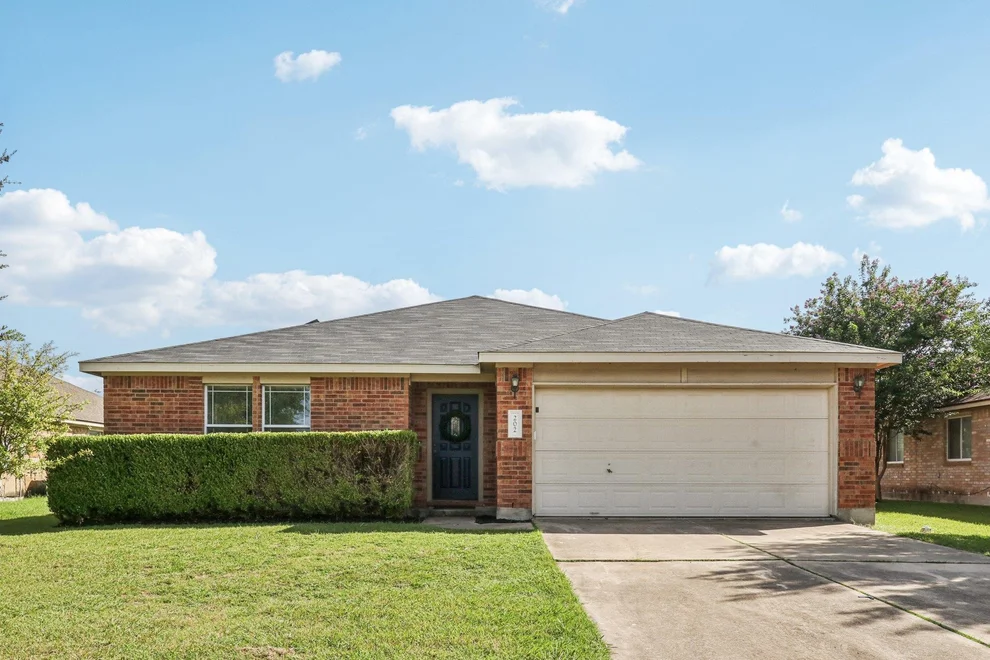 Unit for sale at 202 Waterlily WAY, Hutto, TX 78634