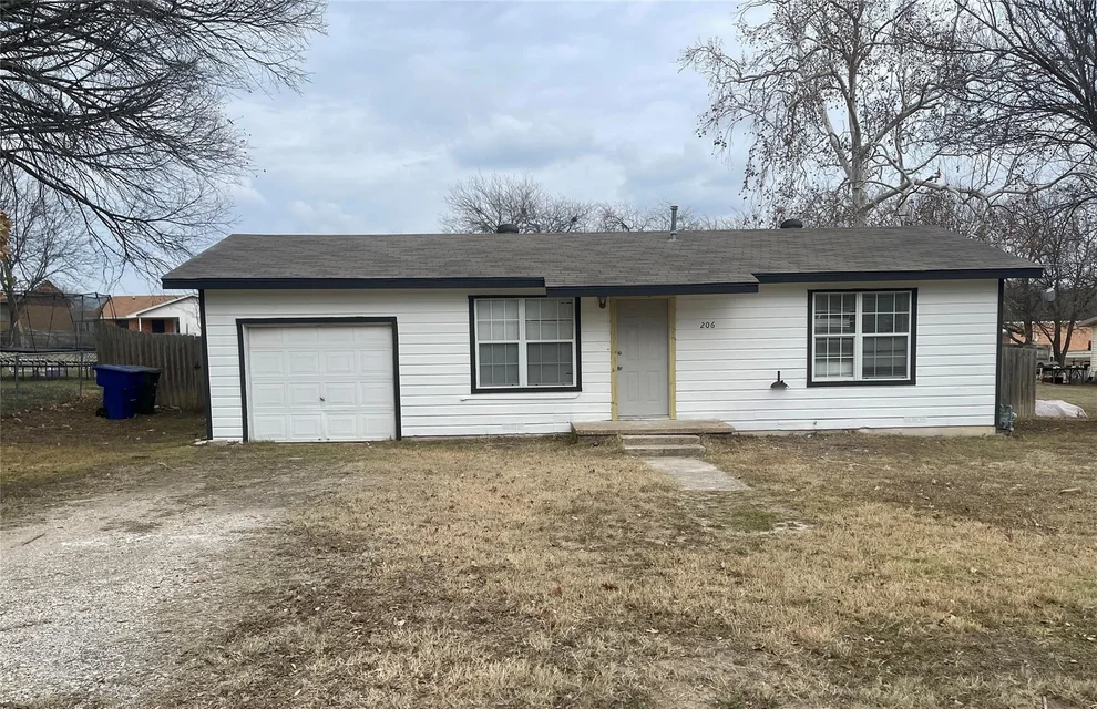 Unit for sale at 206 hill ST, Copperas Cove, TX 76522