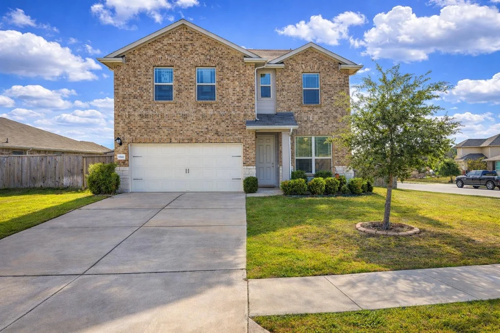 Unit for sale at 11701 Pecangate WAY, Manor, TX 78653