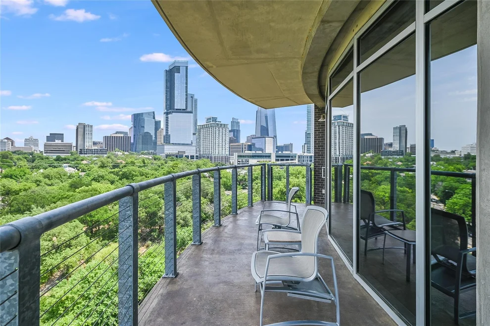 Unit for sale at 901 W 9th ST, Austin, TX 78703