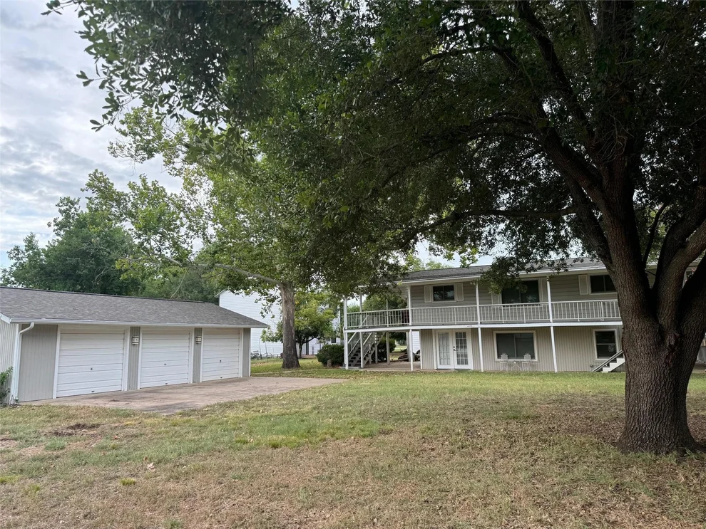 Unit for sale at 433 S Shorewood DR, Marble Falls, TX 78654