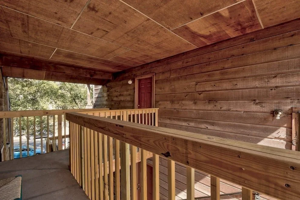 Unit for sale at 6903 Deatonhill DR, Austin, TX 78745
