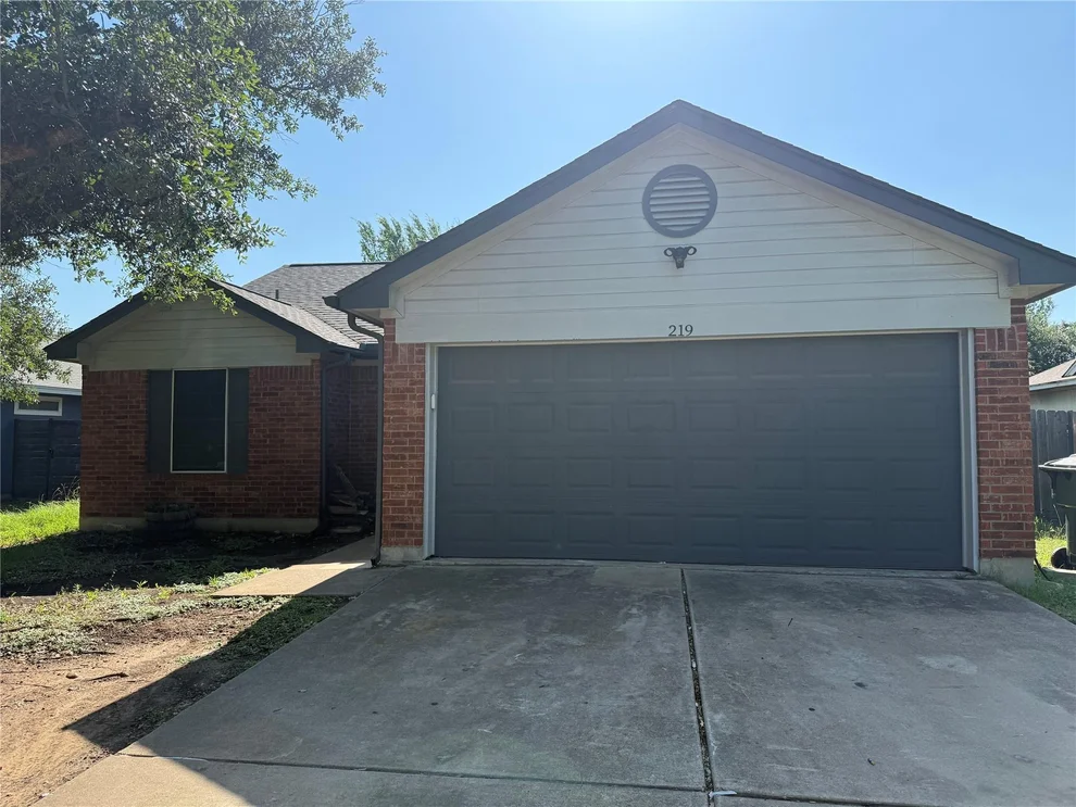 Unit for sale at 219 Juniper DR, Georgetown, TX 78626