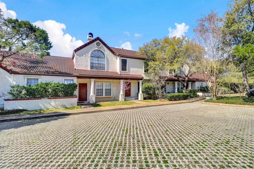 Unit for sale at 5606 Bonnell Vista ST, Austin, TX 78731