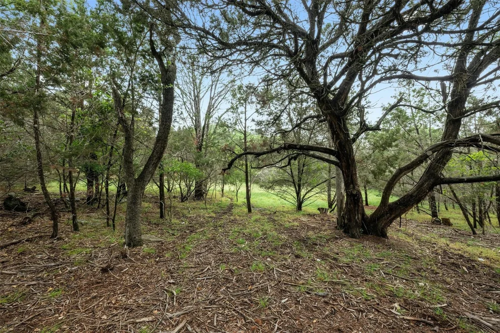 Unit for sale at 1005 Covered Bridge DR, Driftwood, TX 78619