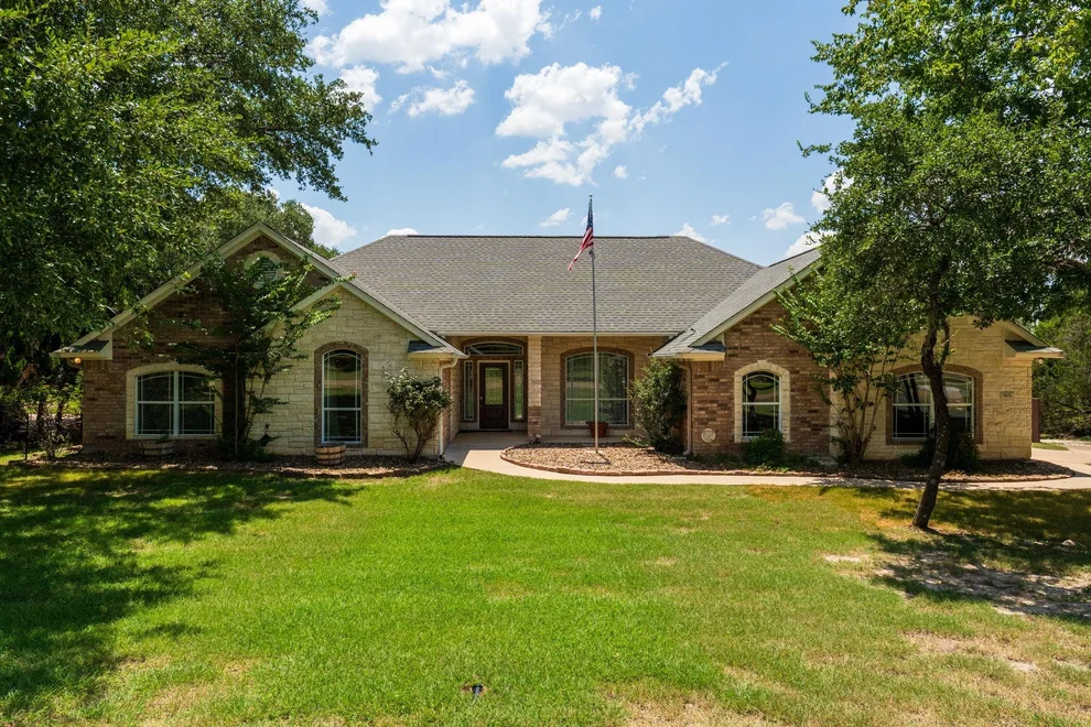 Unit for sale at 901 County Road 3150, Kempner, TX 76539