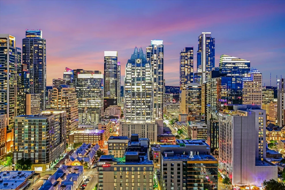 Unit for sale at 555 E 5th ST, Austin, TX 78701