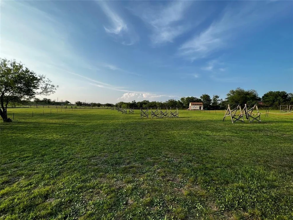 Unit for sale at 5400 E Howard LN, Austin, TX 78653
