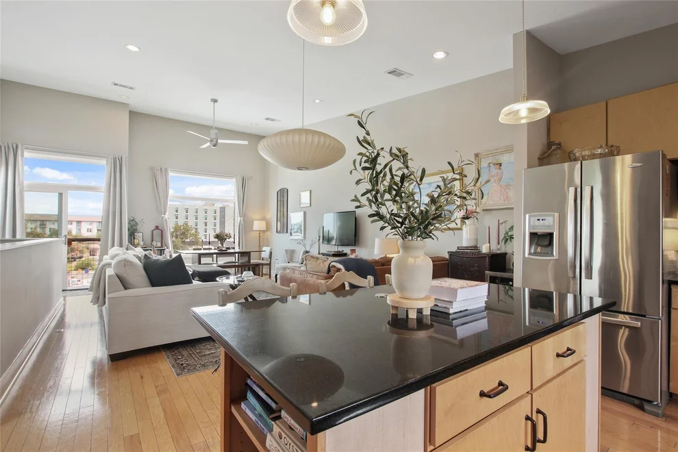 Unit for sale at 1702 S Lamar BLVD, Austin, TX 78704