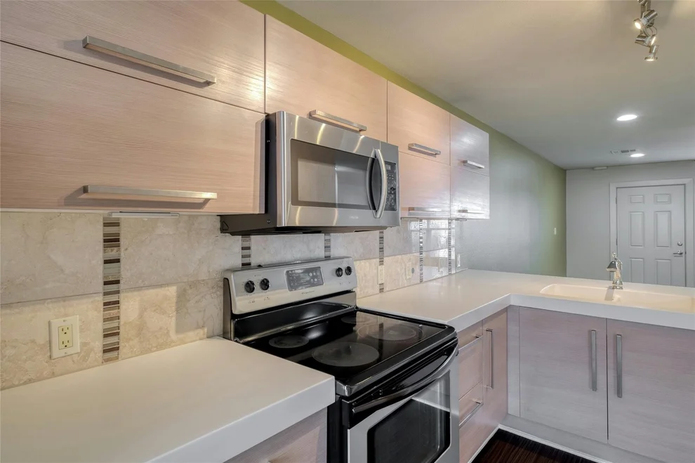 Unit for sale at 1101 Grove BLVD, Austin, TX 78741