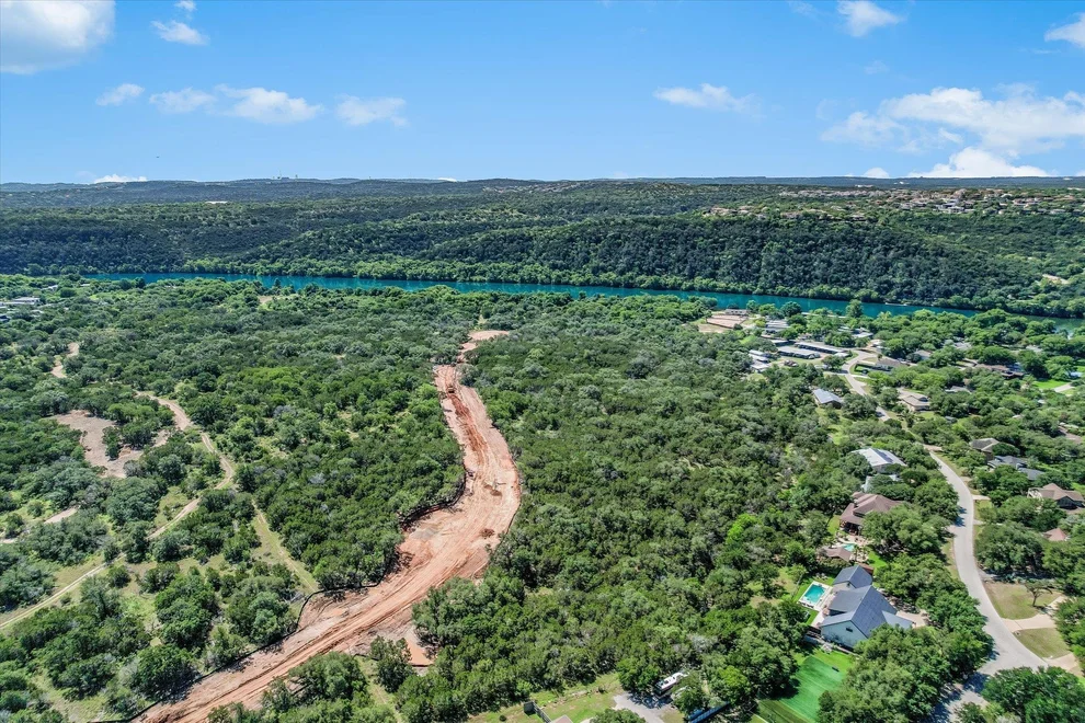 Unit for sale at 900 Quinlan Park RD S, Austin, TX 78732