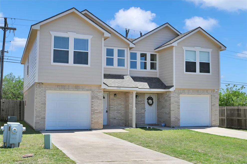Unit for sale at 1501 S Claremont CIR, Marble Falls, TX 78654
