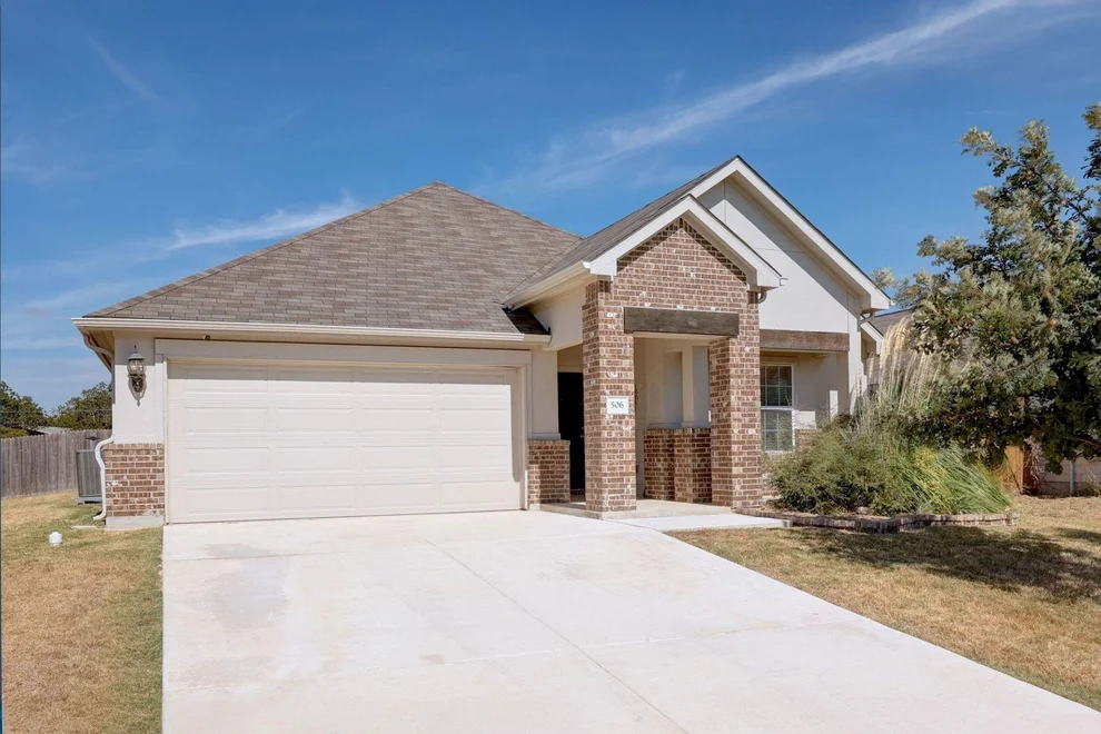 Unit for sale at 506 Hendelson LN, Hutto, TX 78634