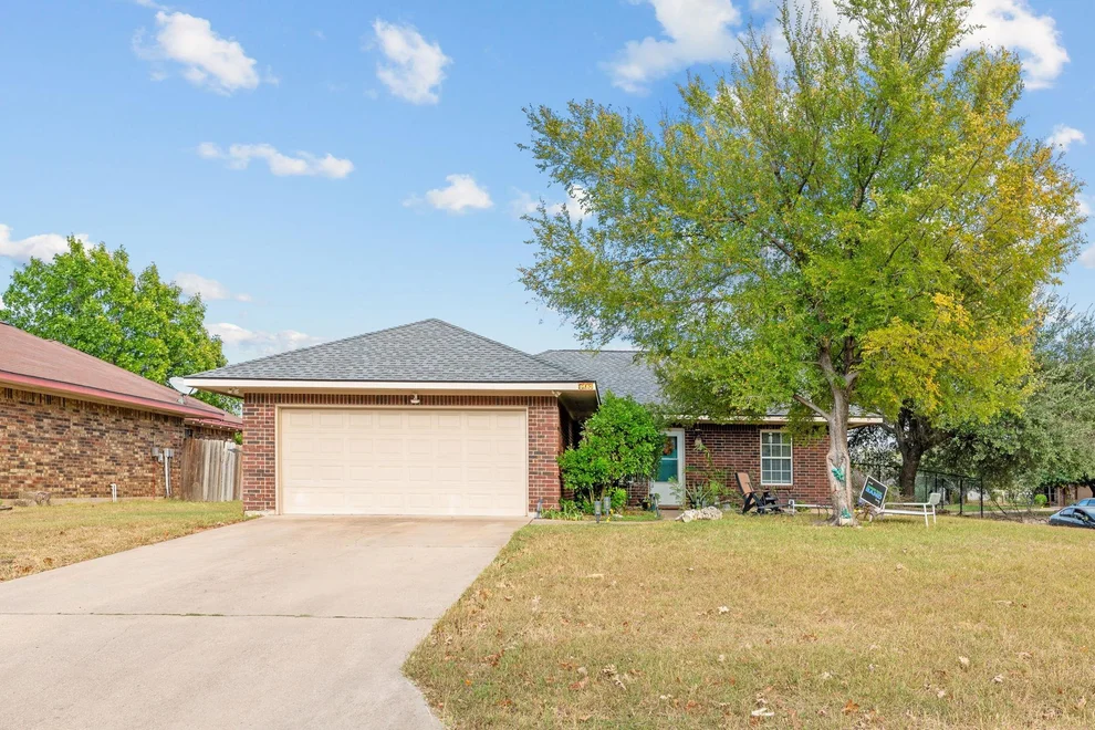 Unit for sale at 618 Northern TRL, Leander, TX 78641
