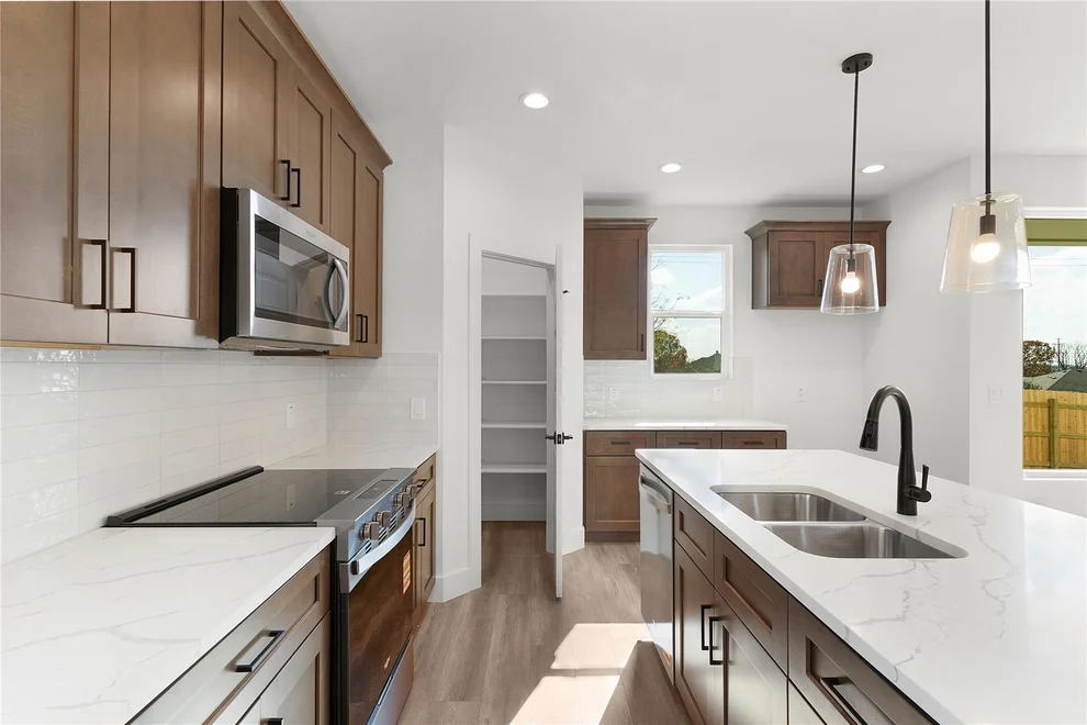 Unit for sale at 107 Carmen CV, Burnet, TX 78611