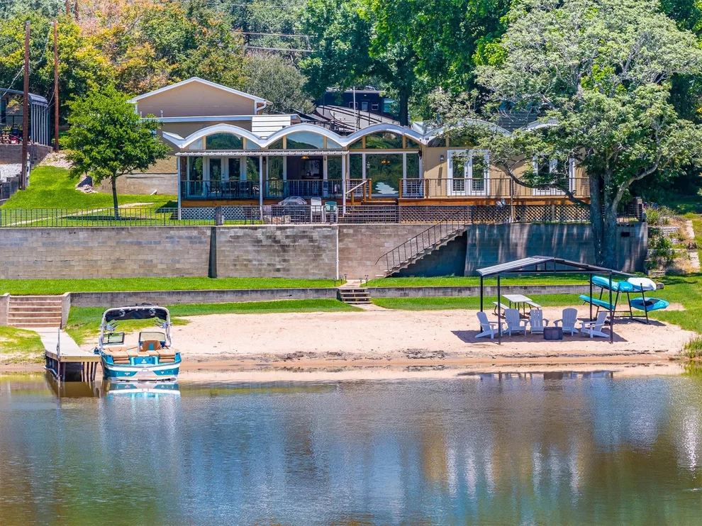 Unit for sale at 3708 River Oaks DR, Kingsland, TX 78639
