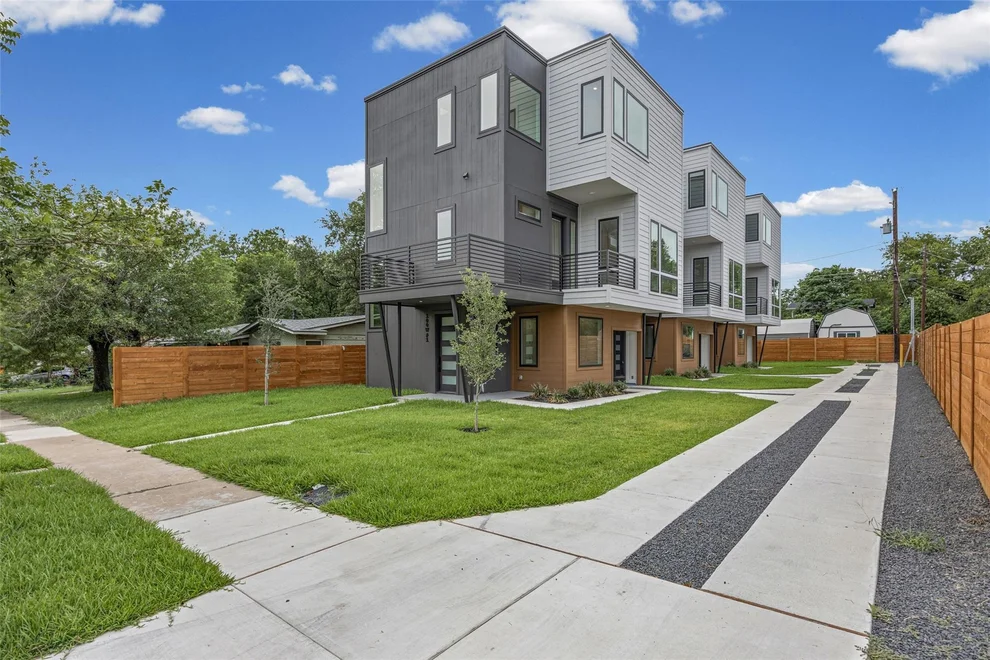 Unit for sale at 100 W Odell ST, Austin, TX 78752