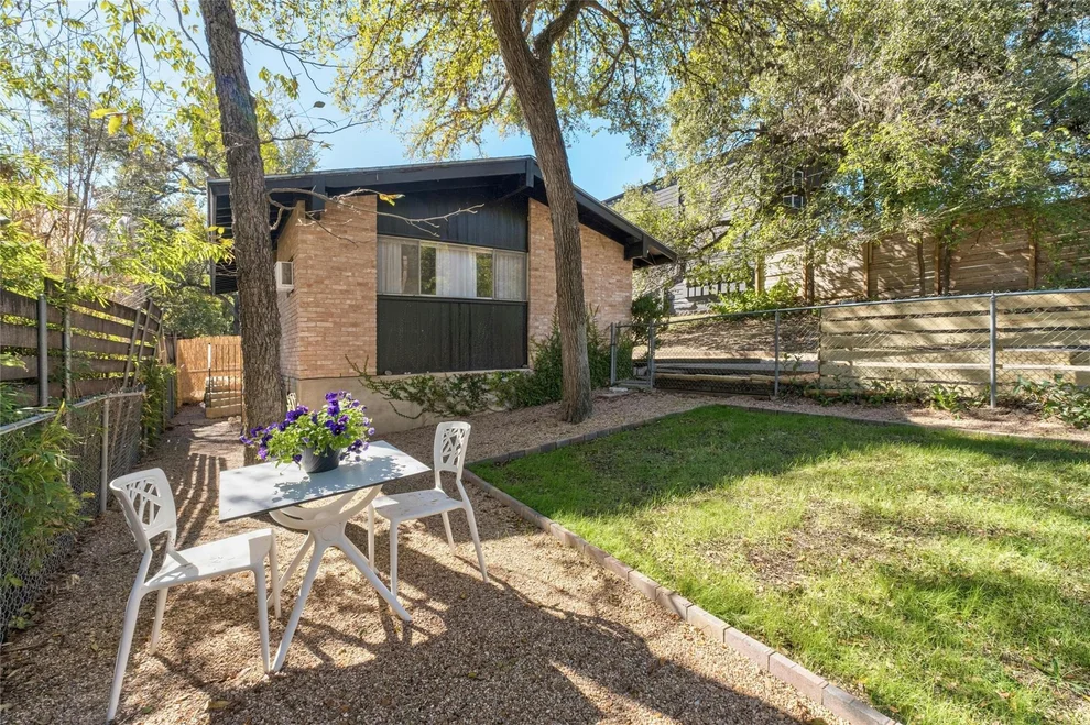 Unit for sale at 515 Pecan Grove RD, Austin, TX 78704