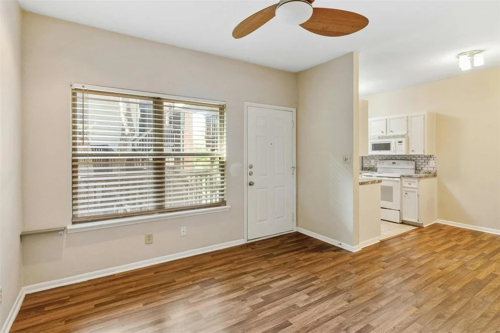 Unit for sale at 430 Lindsey ST, San Marcos, TX 78666