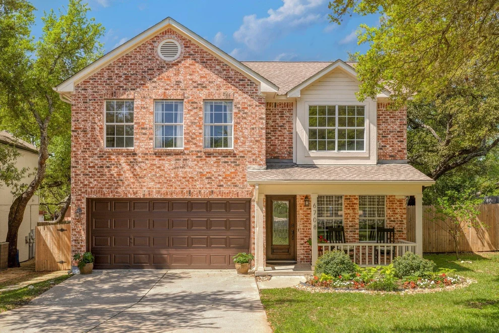 Unit for sale at 6708 Oasis DR, Austin, TX 78749